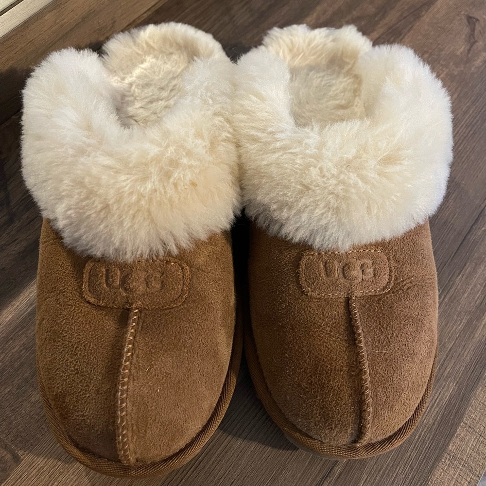 Coquette UGG size 9
